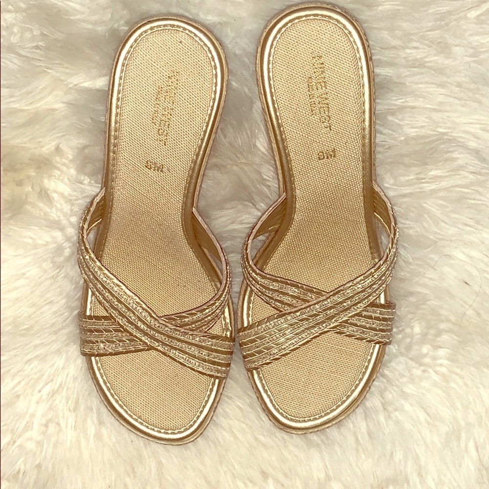 Brand New Nine West Wedge Sandal size 8